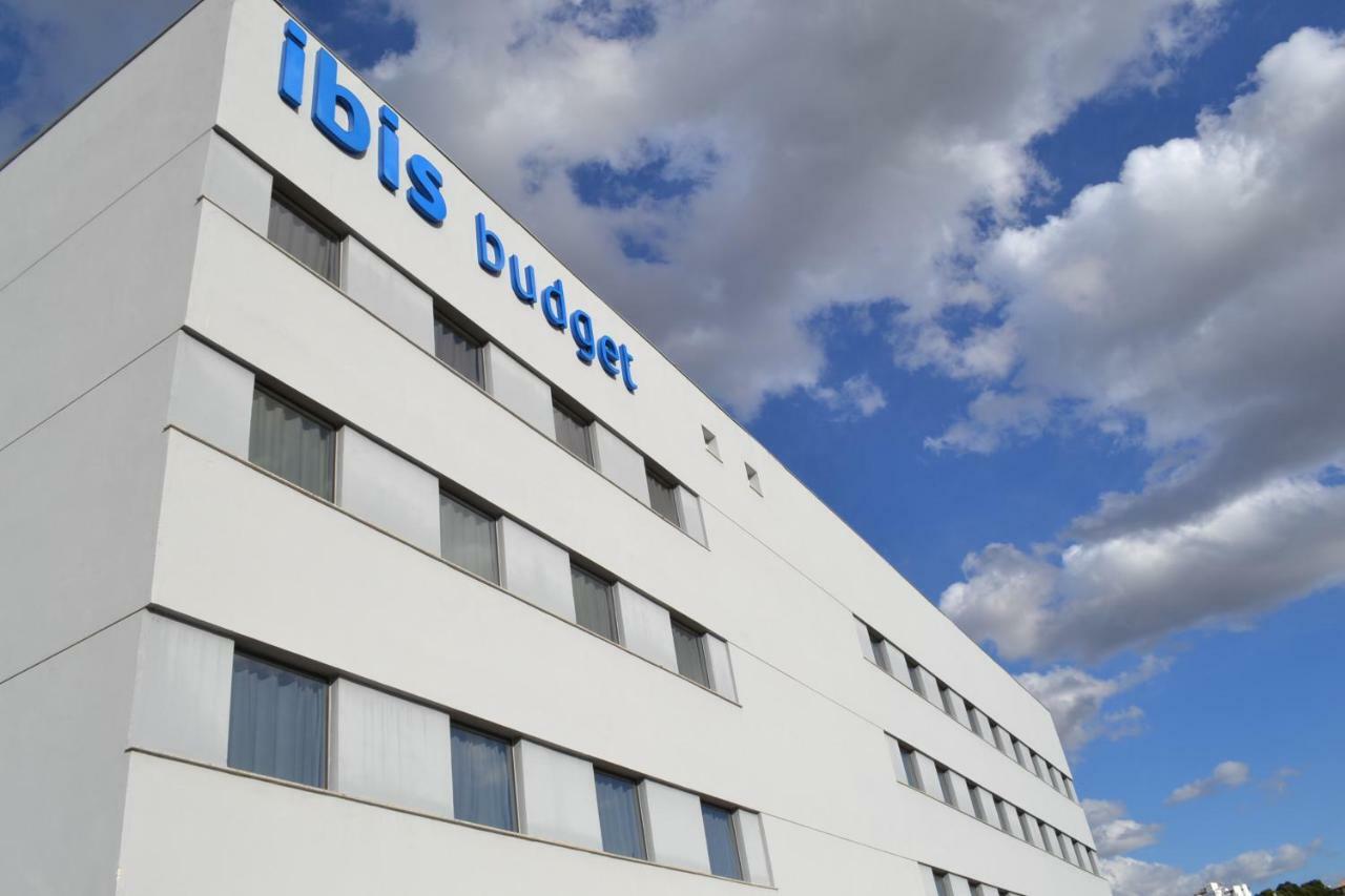 Ibis Budget 이타페루나 외부 사진